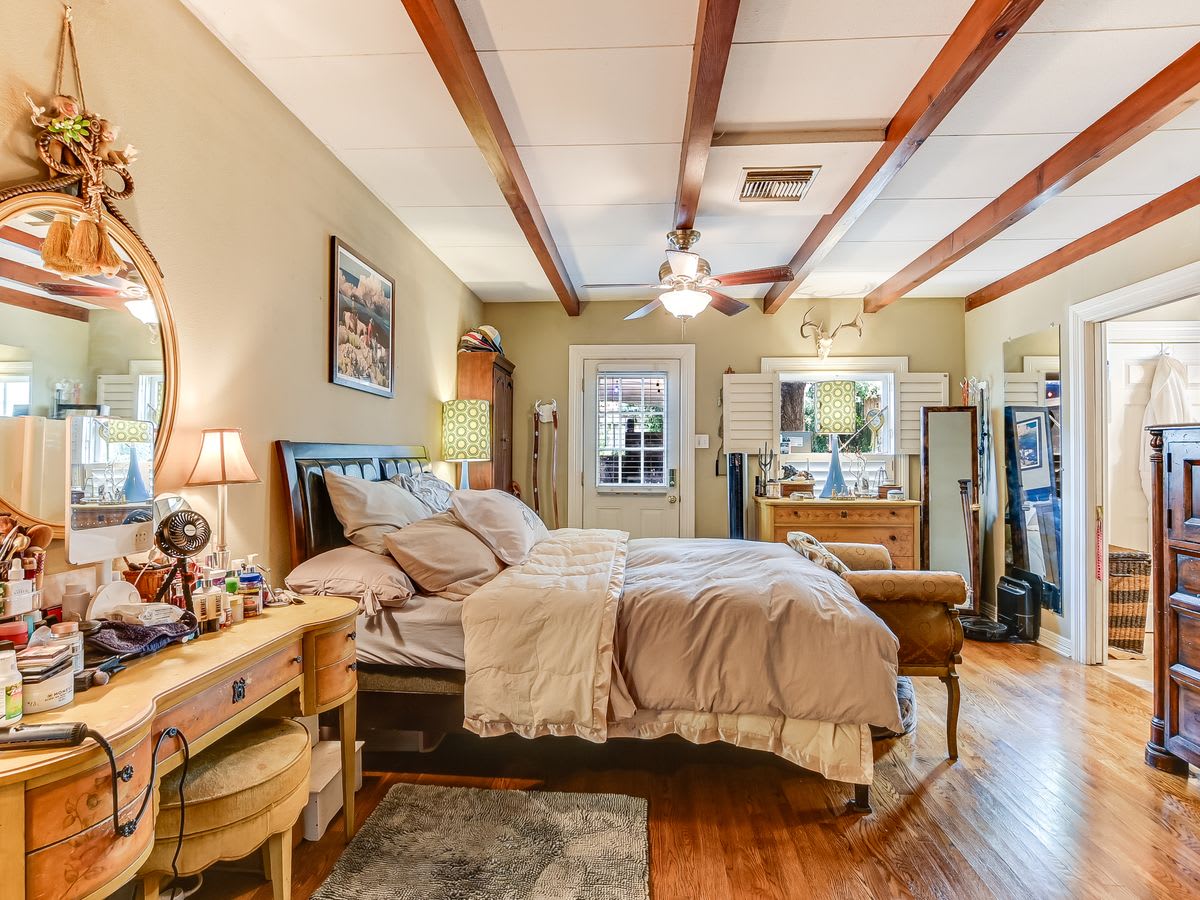 421 Ogden Ln - Alamo Heights