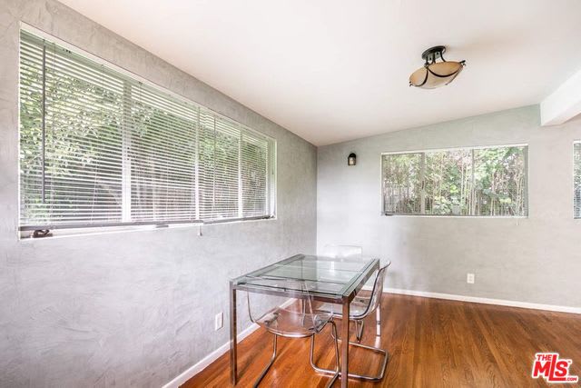 1555 San Ysidro Dr