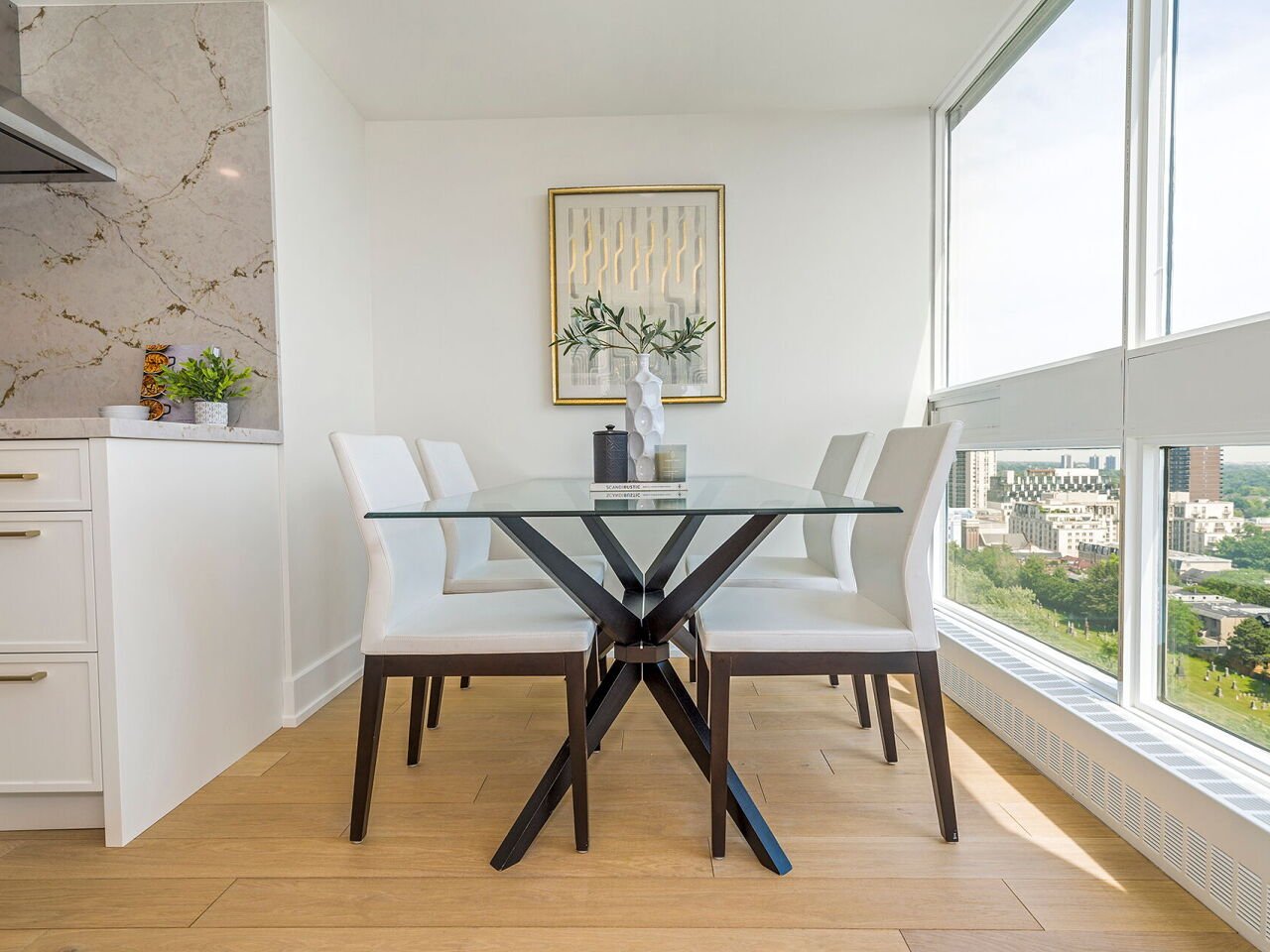 63 St Clair Ave W Unit: 1701