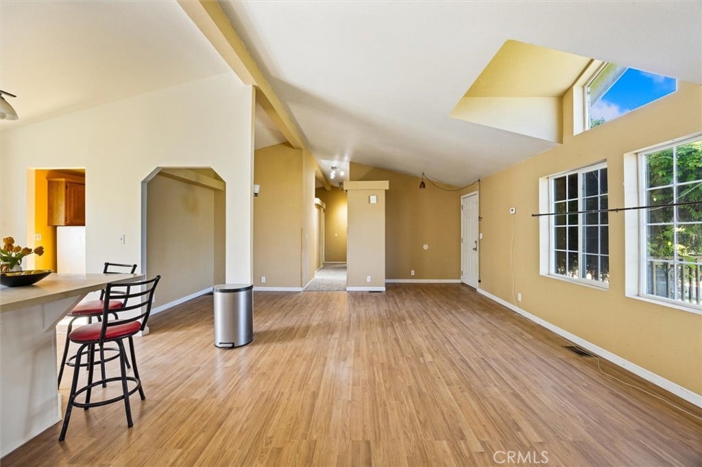 6998 Kingsbury Rd