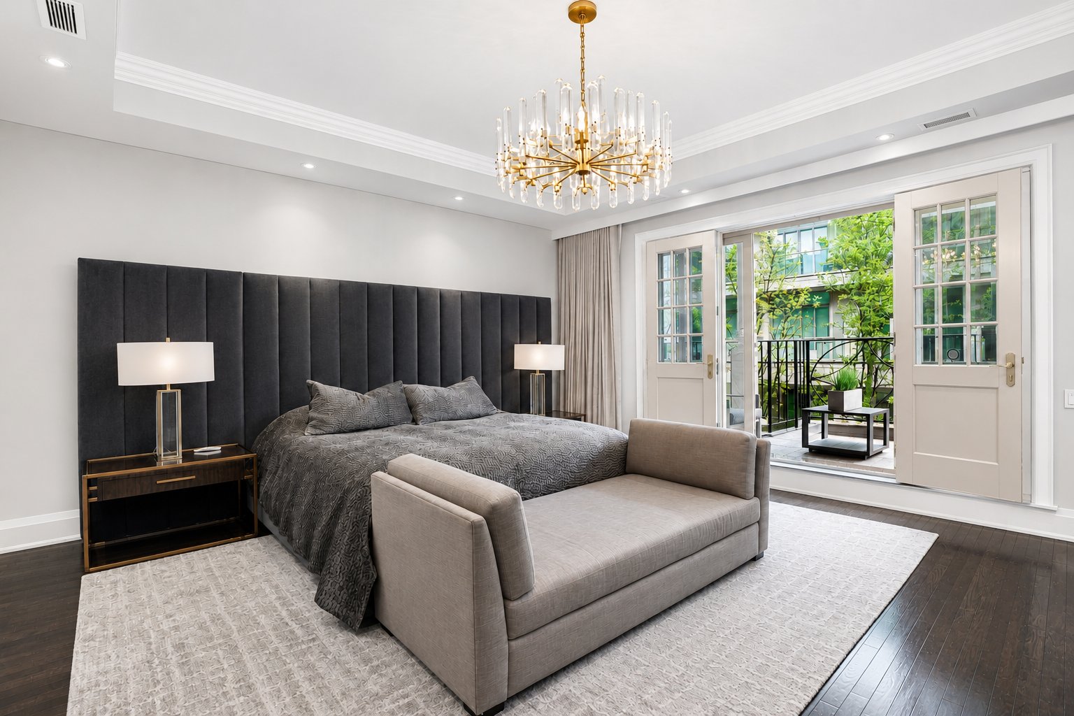 Impeccably Renovated Luxury Townhome