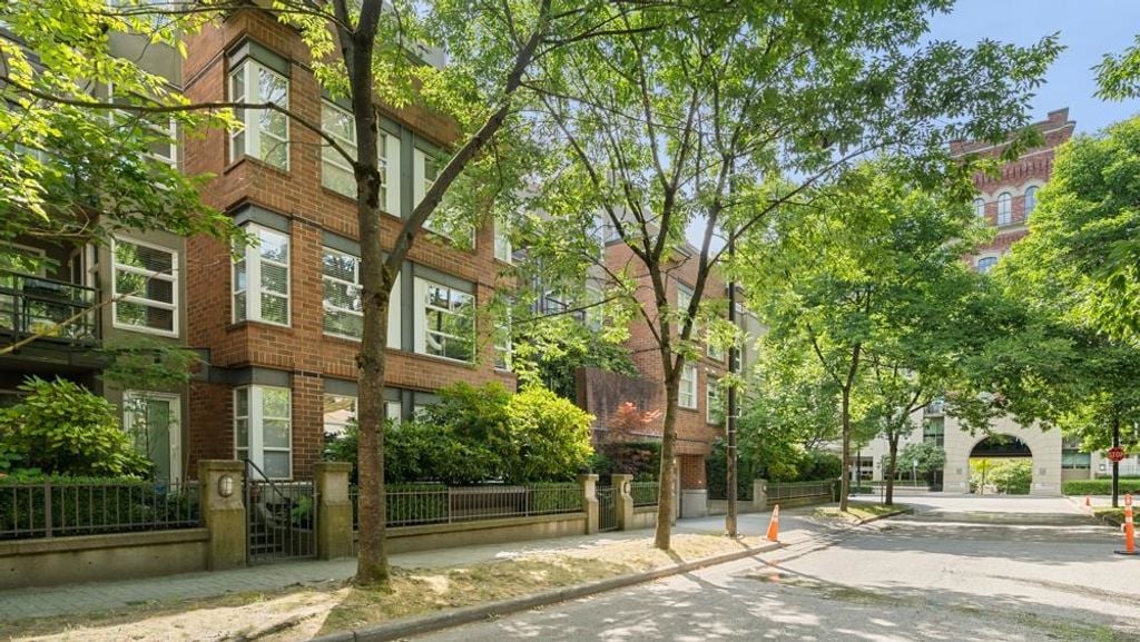 2181 W 12th Ave, #205