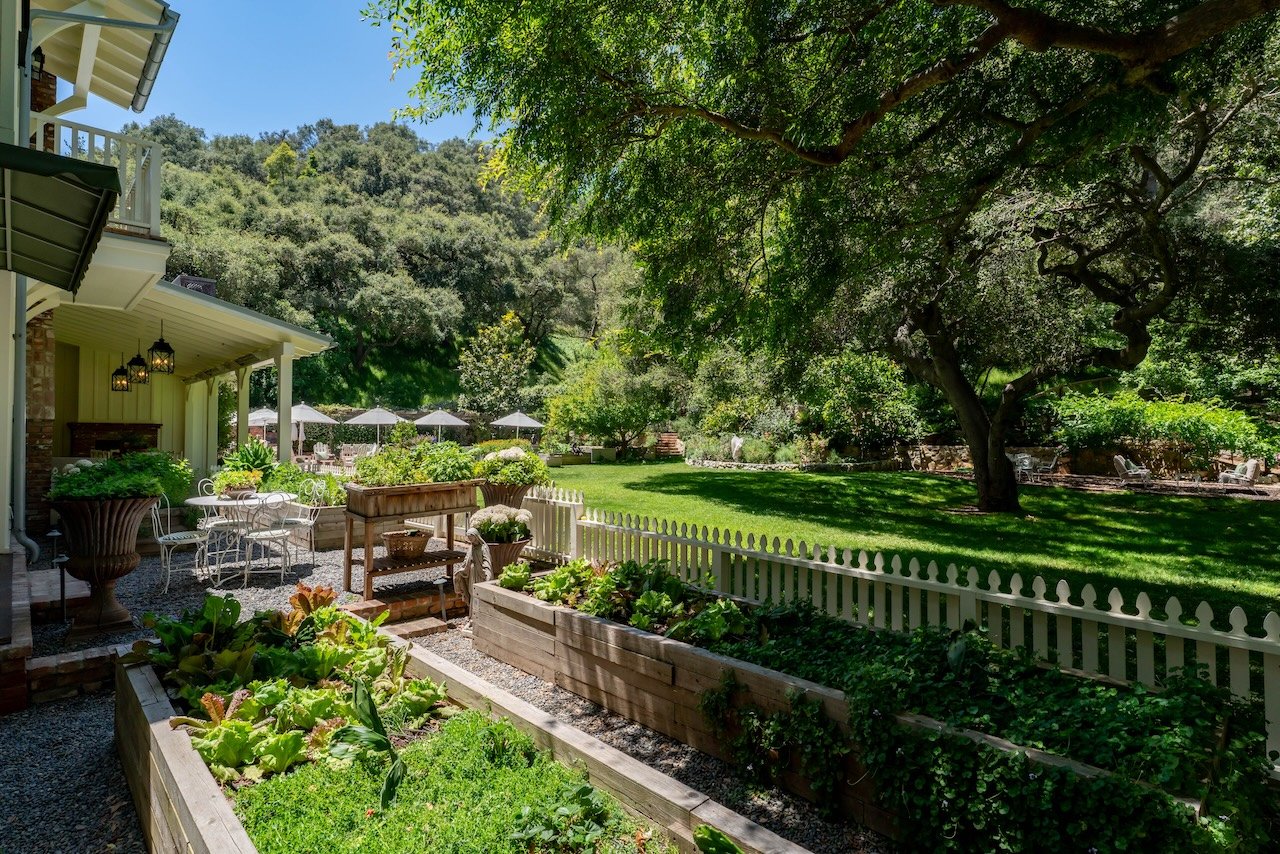 1900 Old Ranch Rd