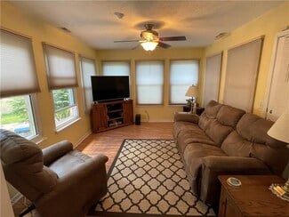 333 Dogwood Dr