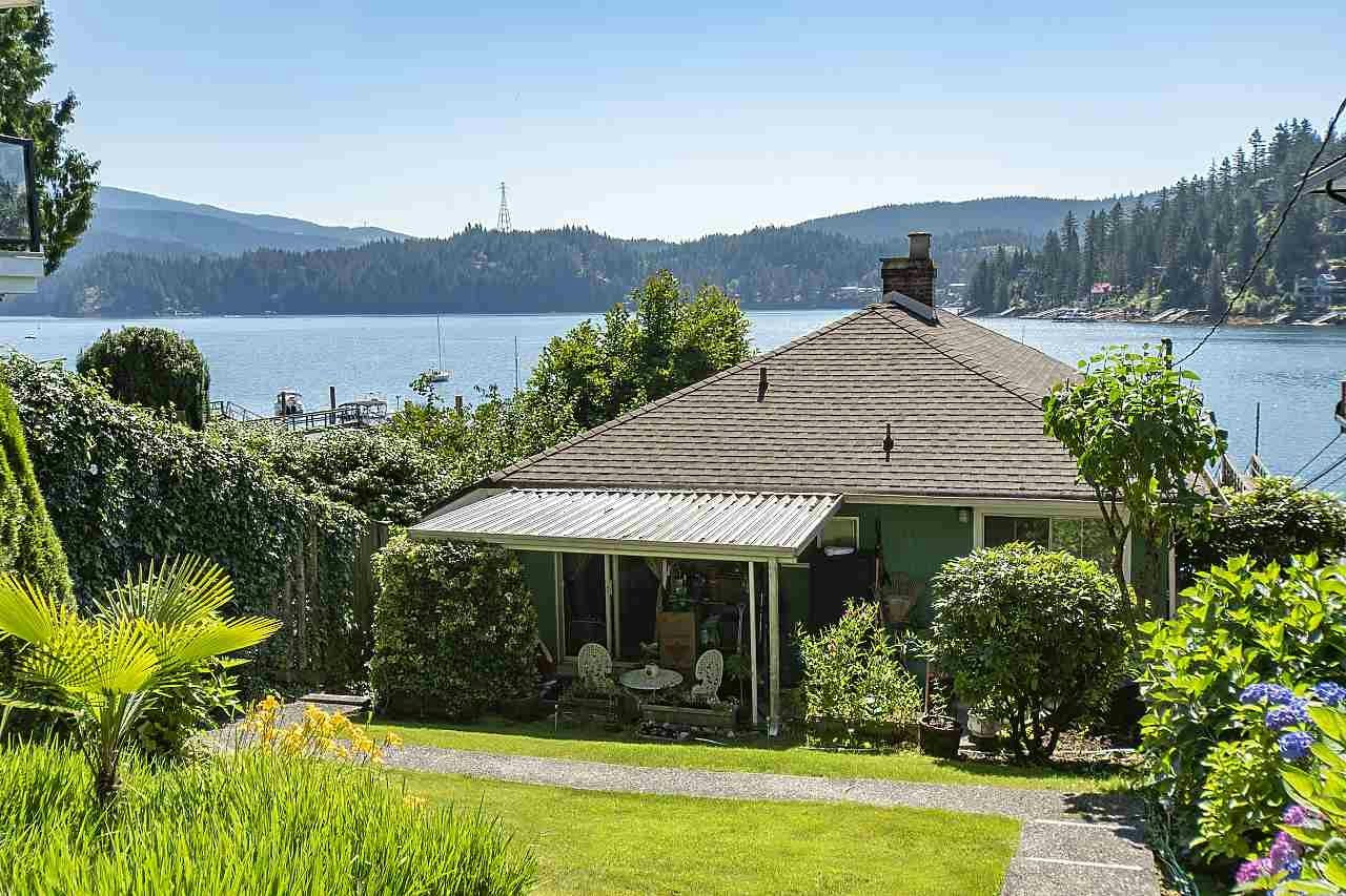 2582 Panorama Dr