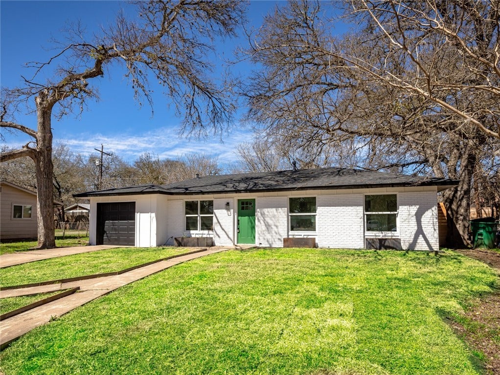 5002 Glencoe Cir