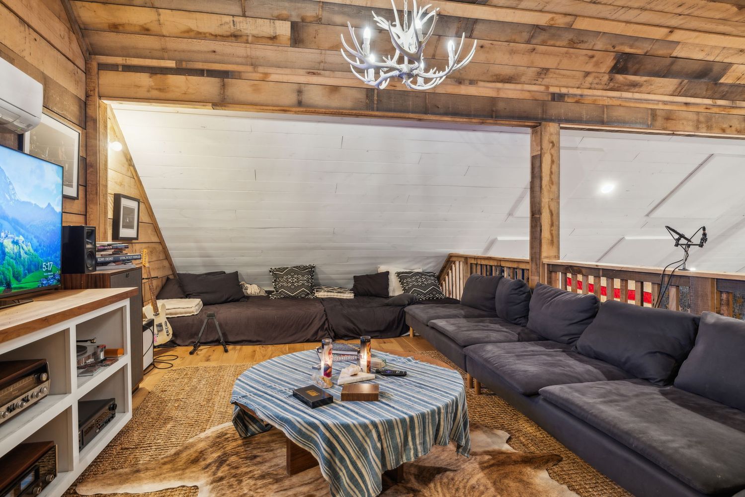 3636 Bear Creek Rd