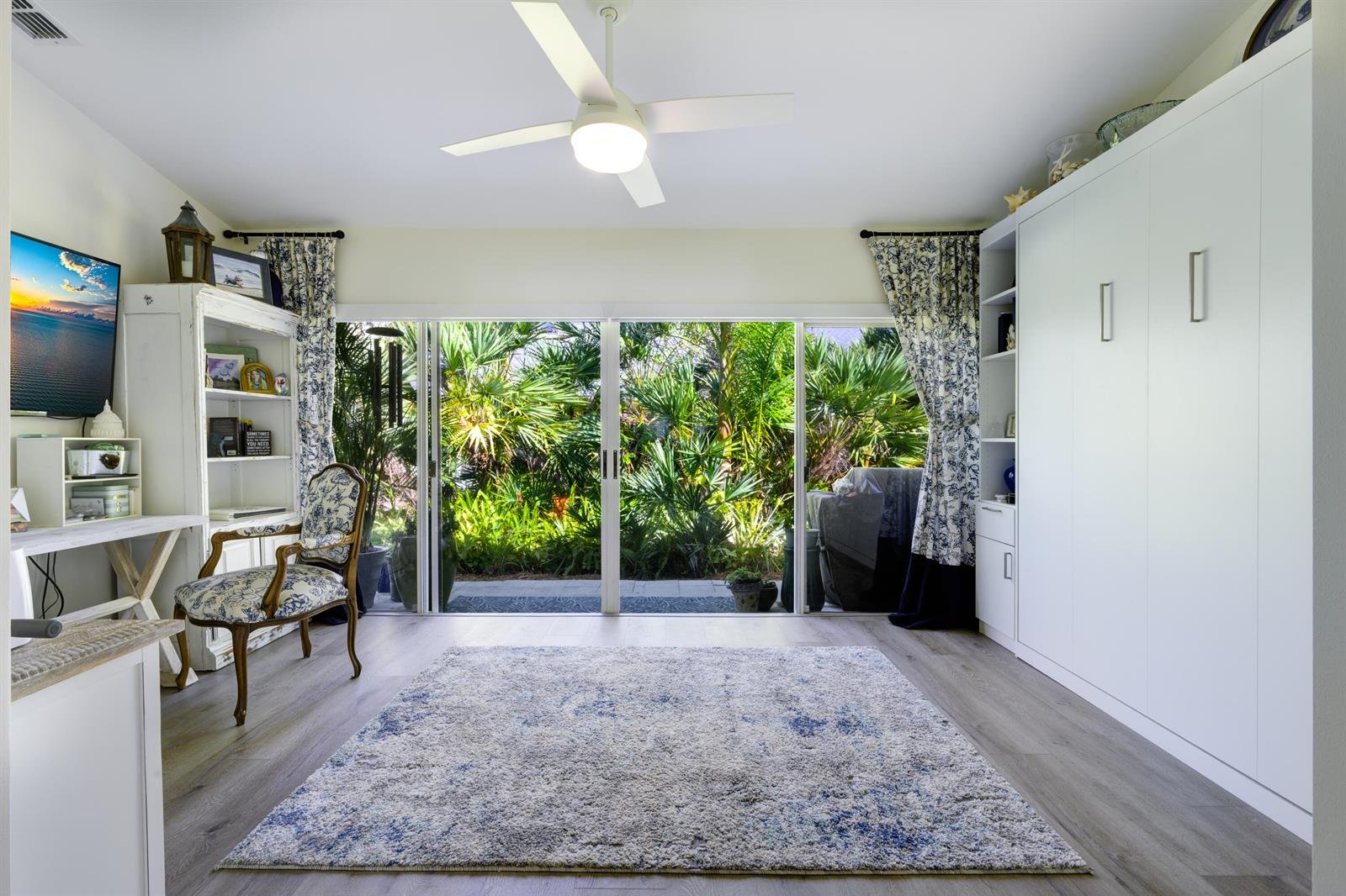 10976 SE Sea Pines Circle