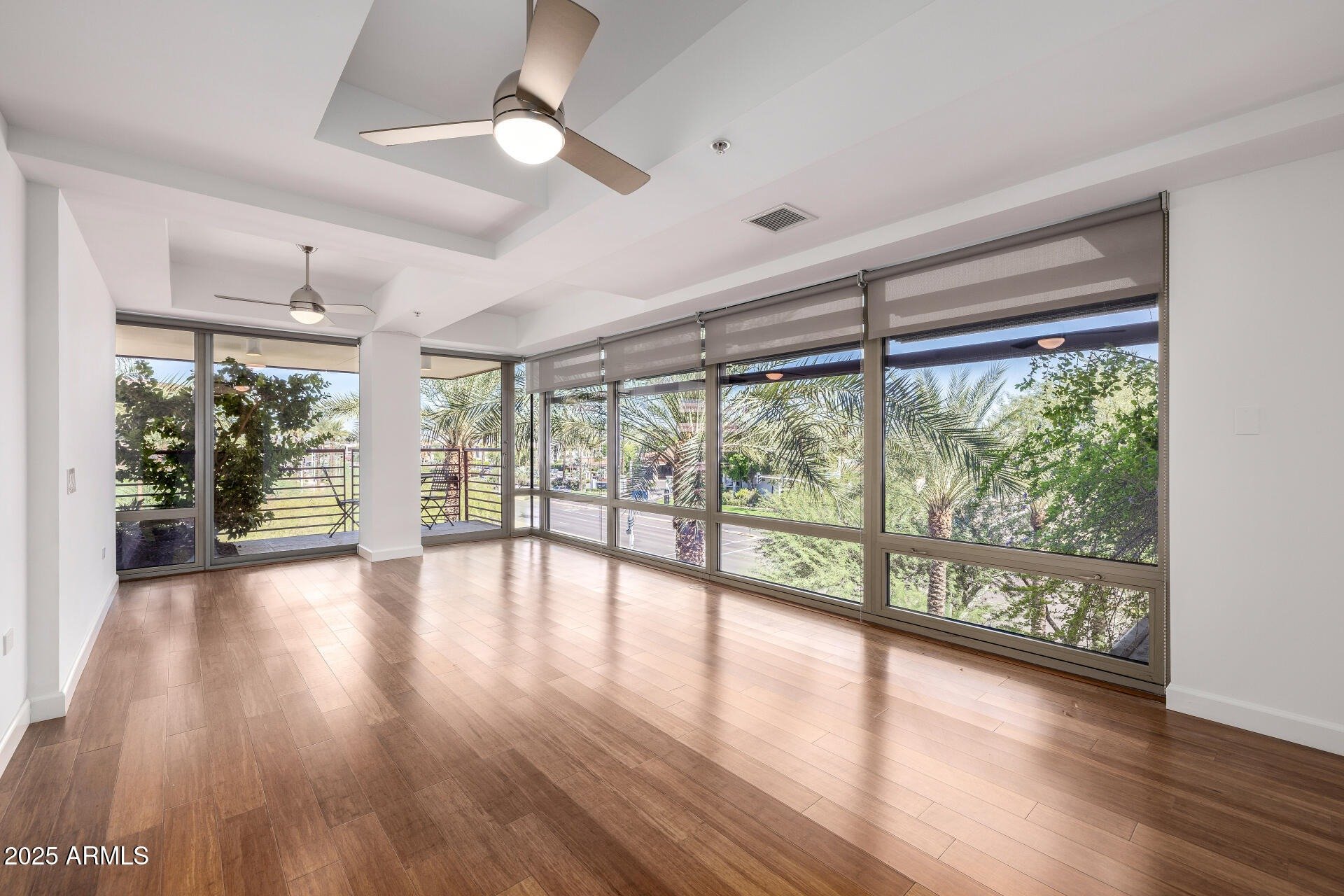 7161 E Rancho Vista Dr, #4007