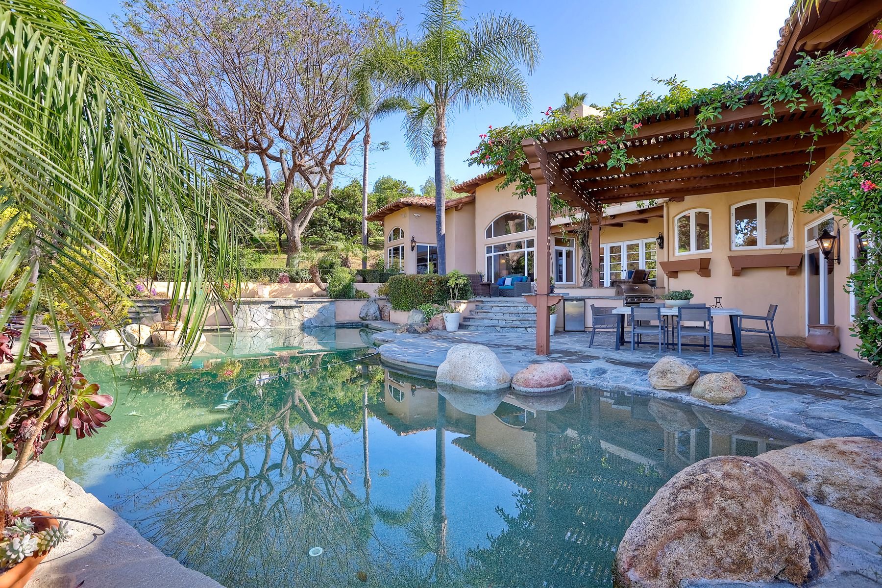 3993 Peony Dr