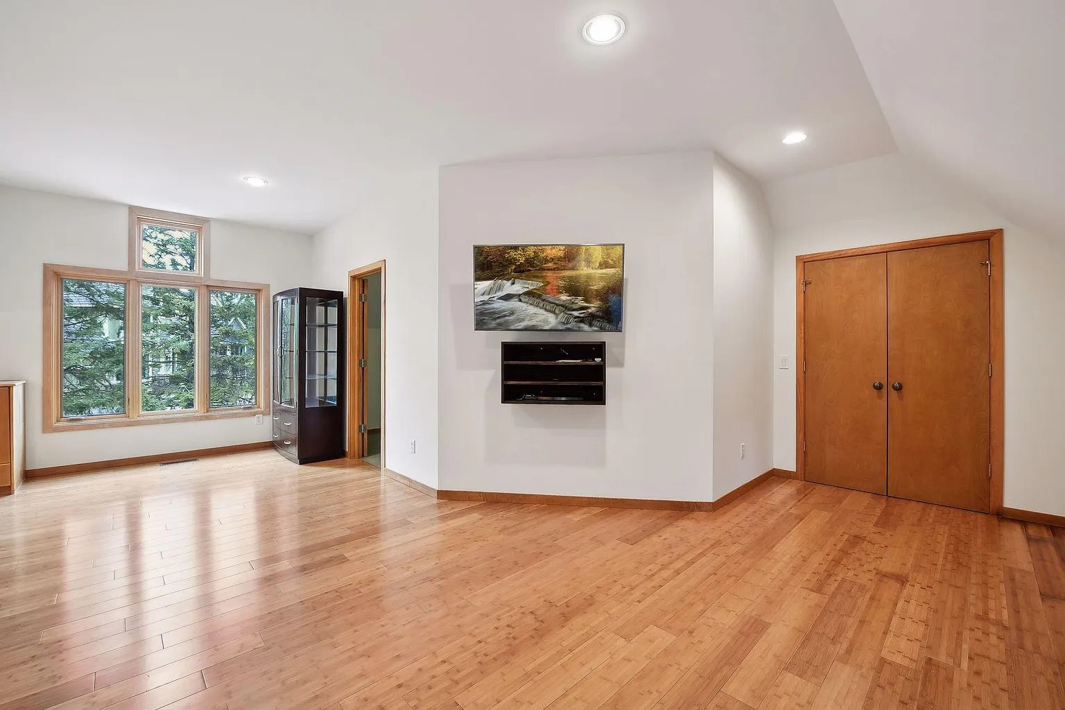 Custom 2-Story on Private Wooded Lot