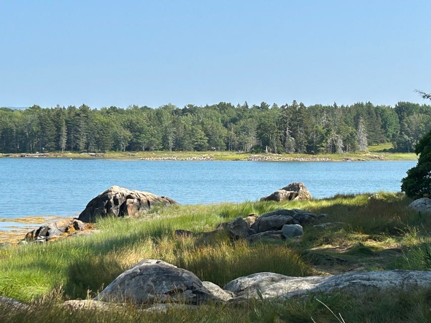 107 Thundermist Road Bar Harbor, ME 04609