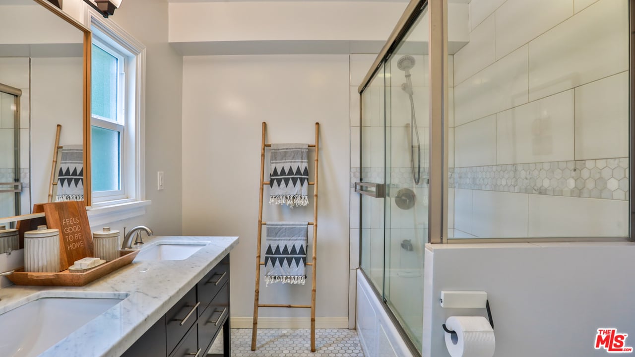 2431 Meadow Valley Ter