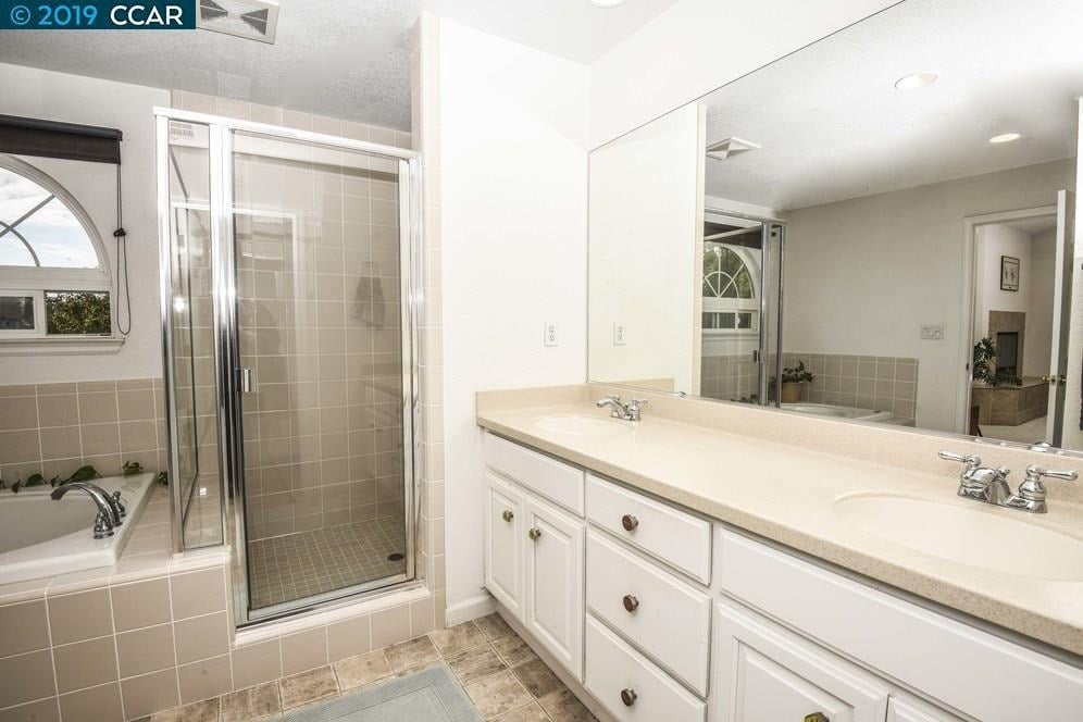 1041 Sheppard Rd 1045
