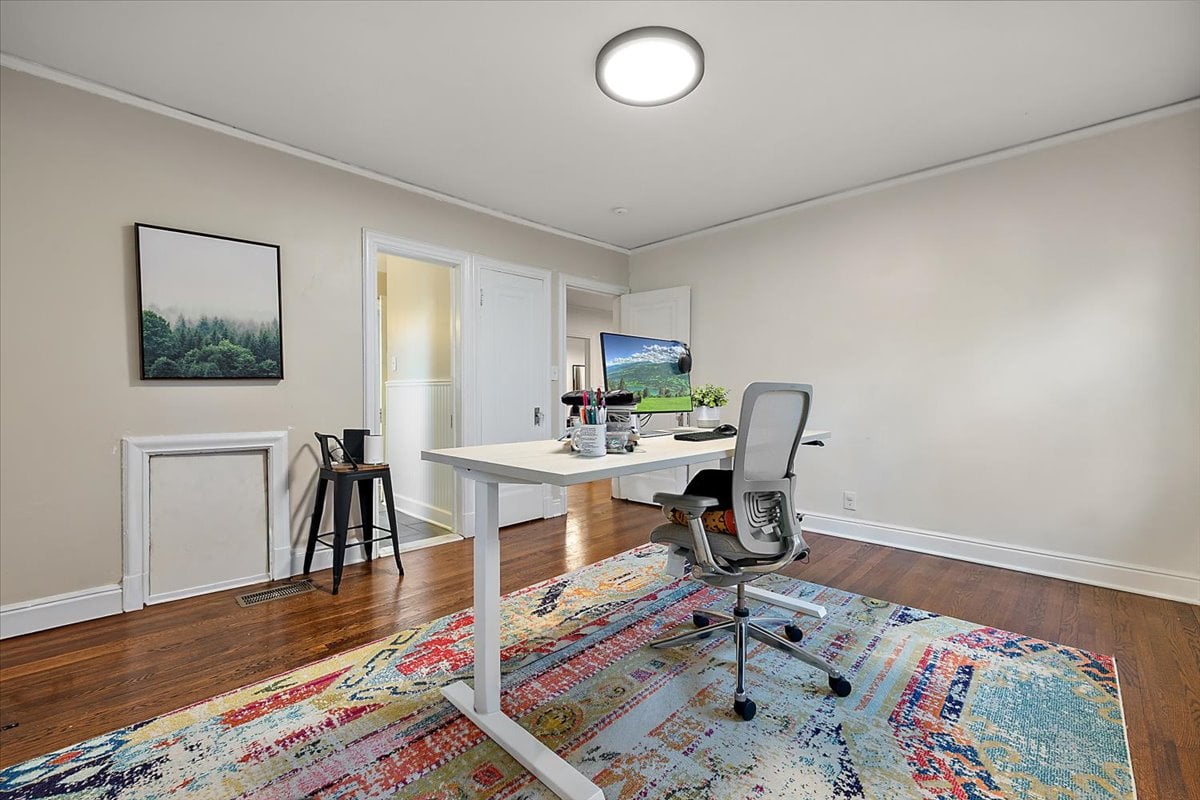 18214 Parkside Street