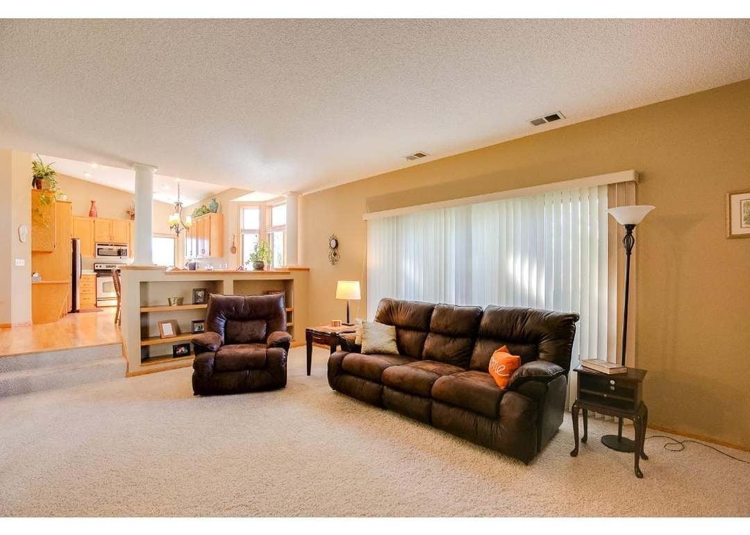 3322 Commonwealth Ct