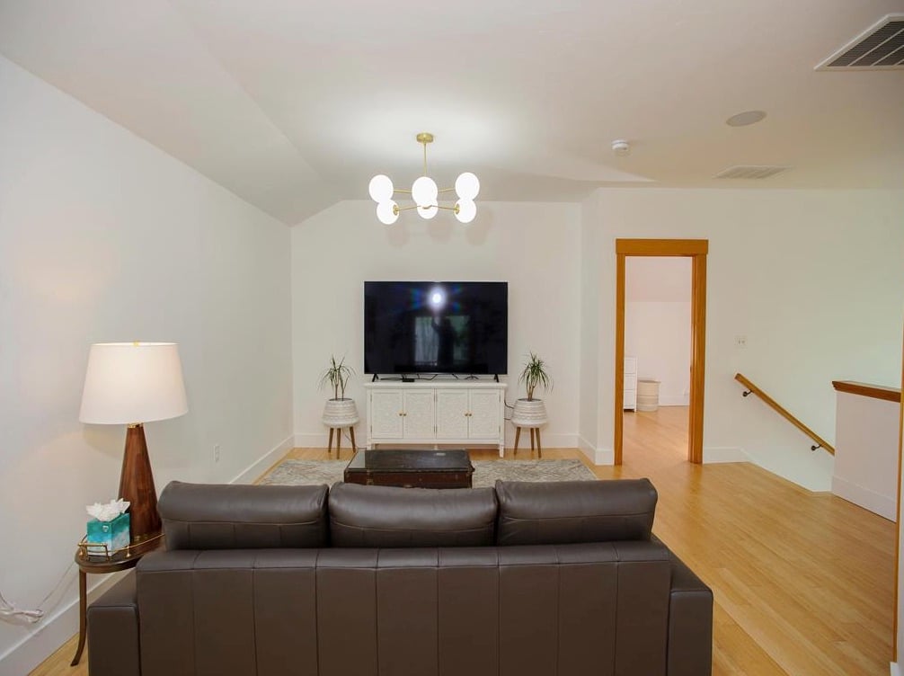 61 Edgartown Meadows Rd