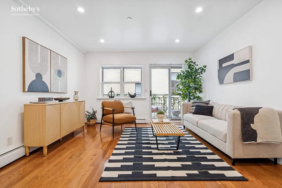 27-16 41st Ave #3D