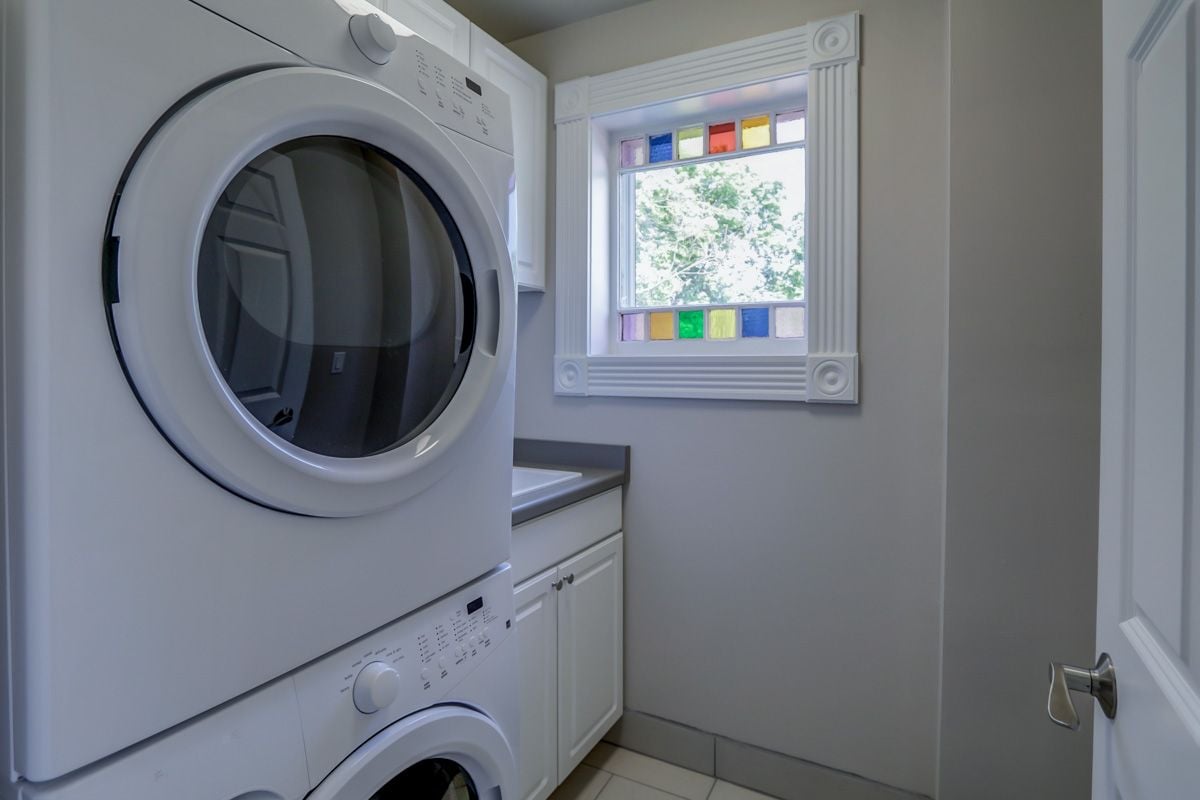 For Rent: 1213-15 Vilas Ave