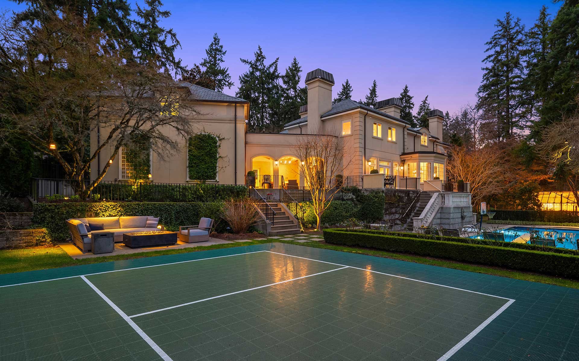 Sophisticated, Timeless Style in a Prized Medina Location on Overlake Golf Course