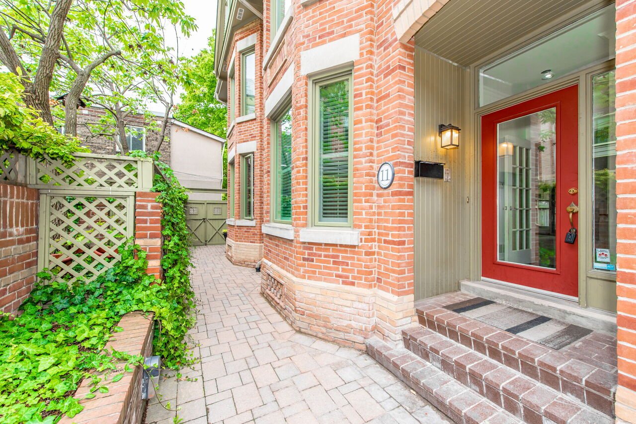 38 Earl Street, Toronto C08 Unit: Th11