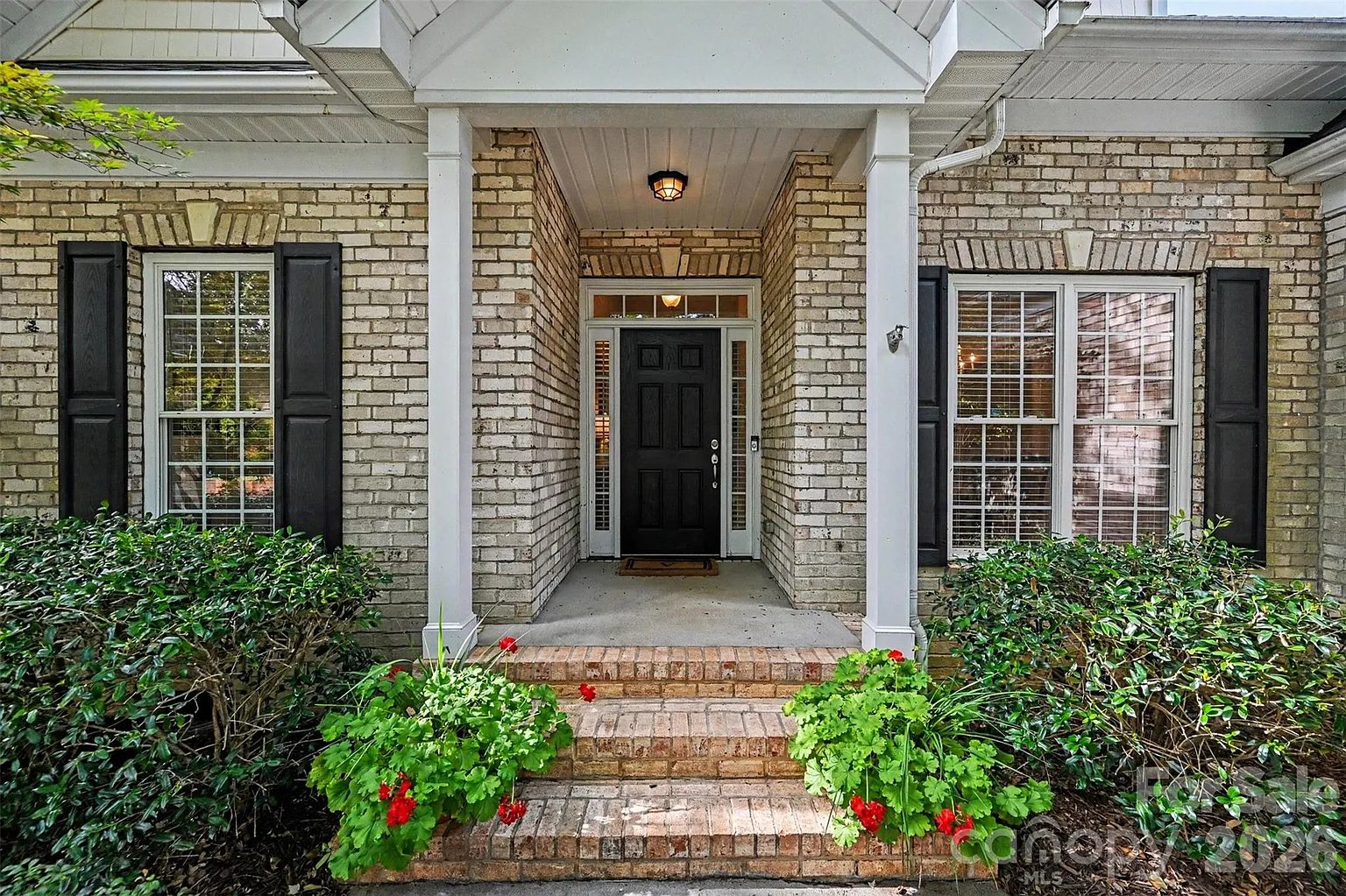 1109 Moray Ct