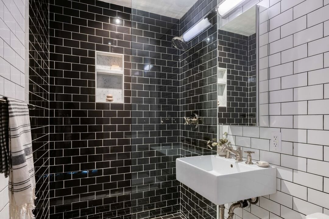 Crownfall Reserve, Edwin Dr, 90046