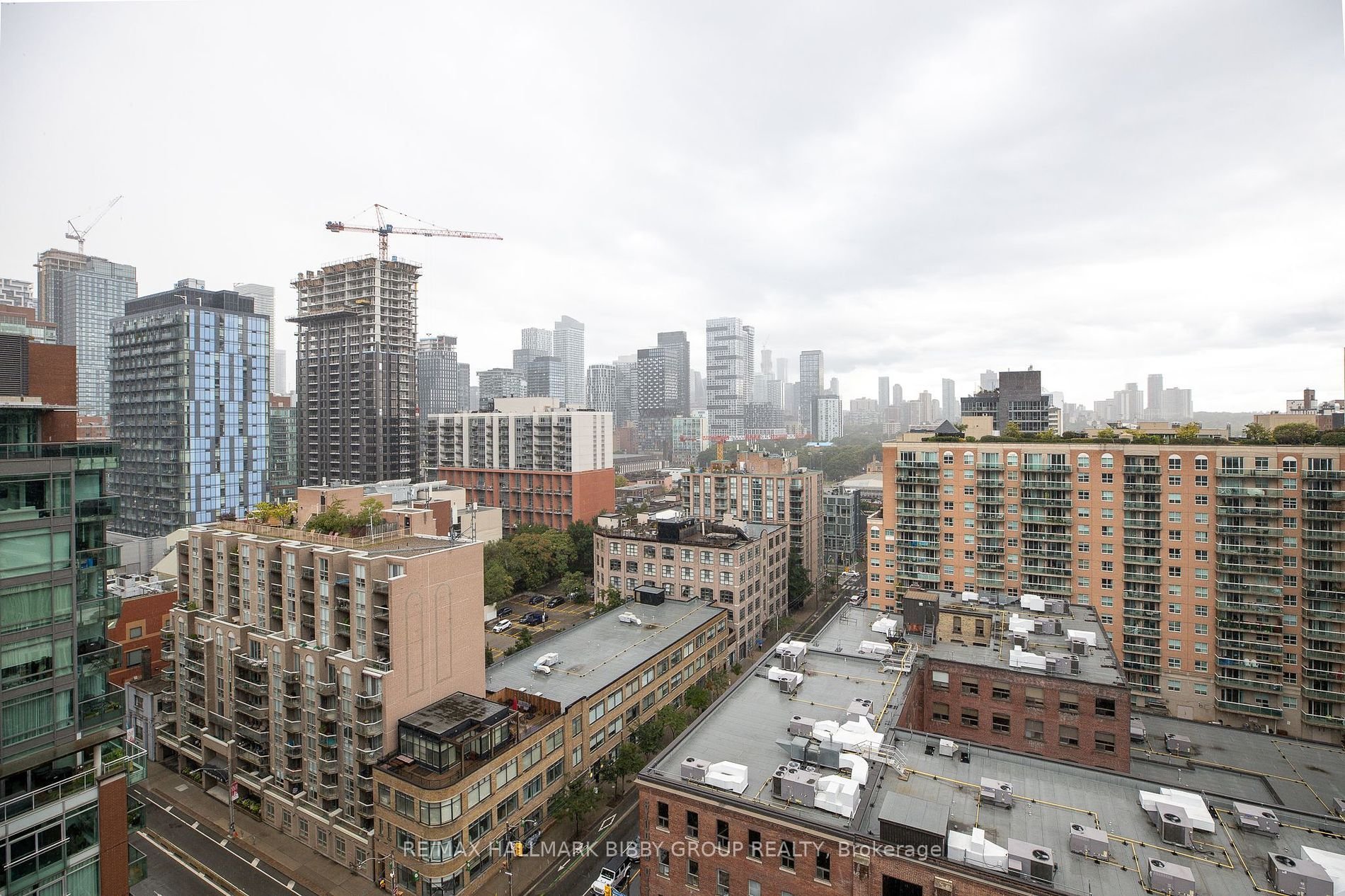 ST. LAWRENCE MARKET LUXURY FEATURE