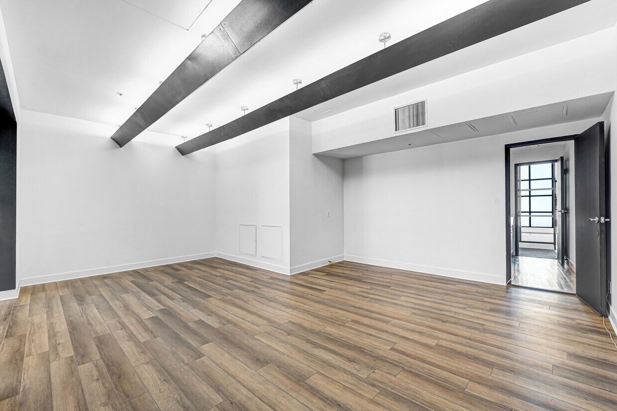 219-231 Arizona Ave