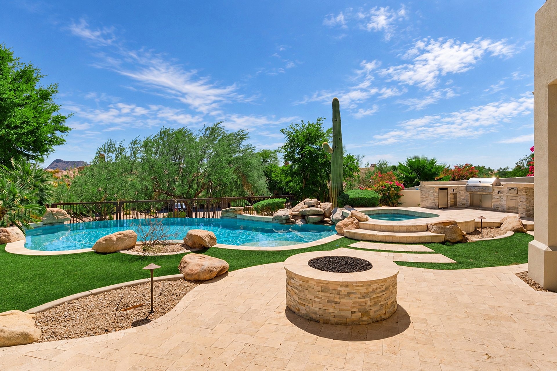 13647 E WINDROSE Drive