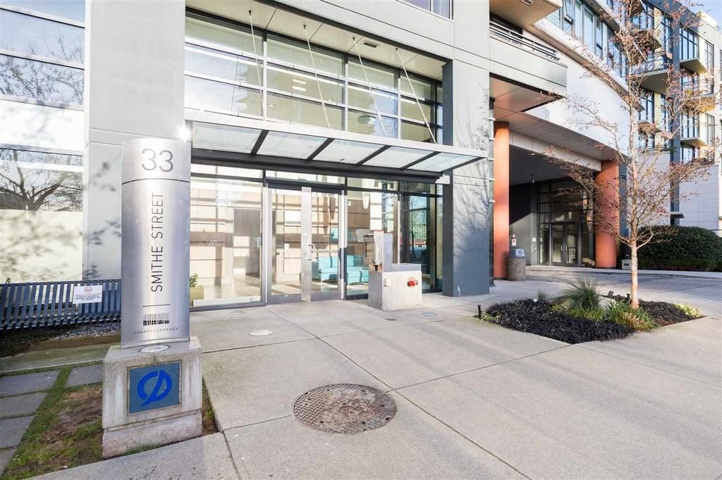 33 Smithe St, #2203