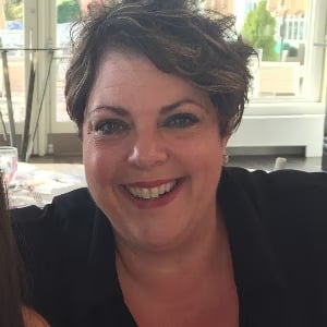 Maria Porco-Rosa Bronx, NY Real Estate Agent Headshot