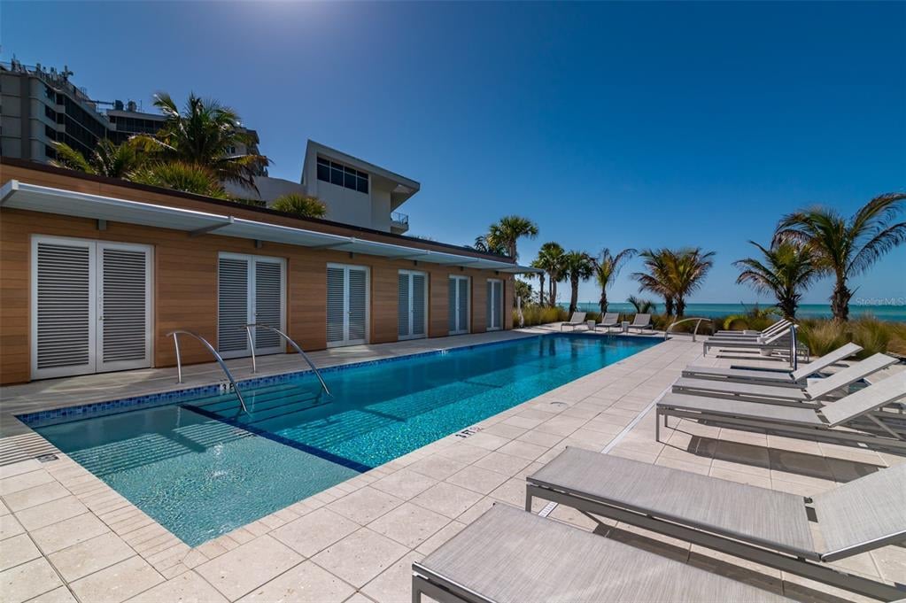 4750 Ocean Blvd, #202