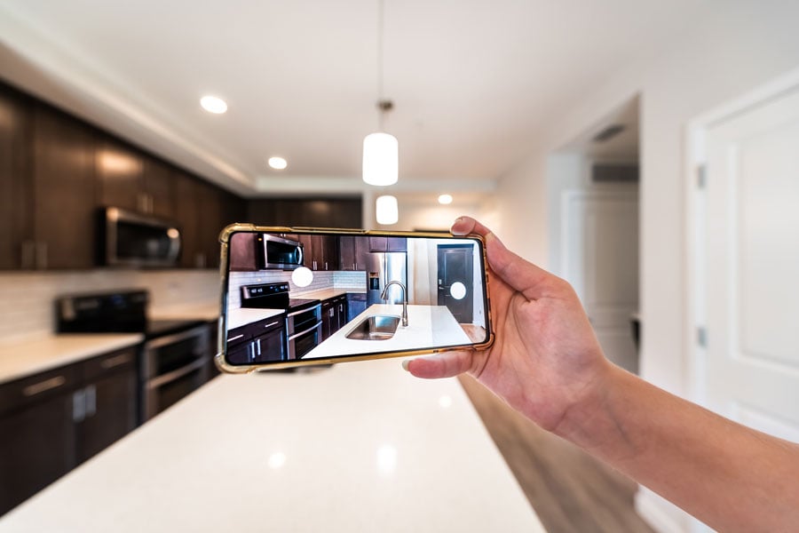 What is a virtual tour in real estate?