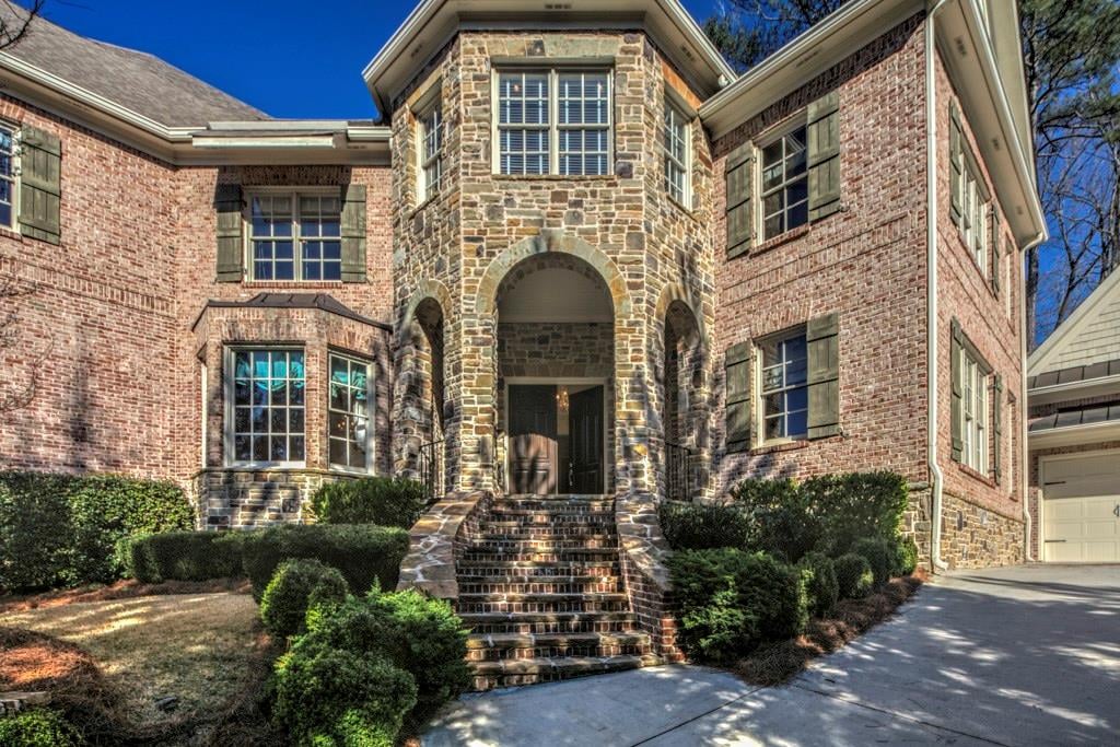 705 Estate Way