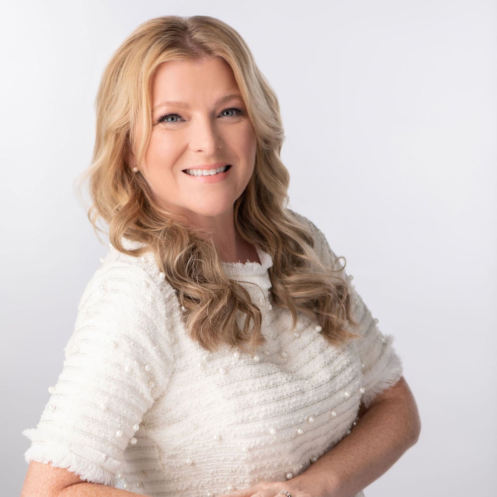 Shannon Bisnaire Real Naples, FL Estate Agent Headshot