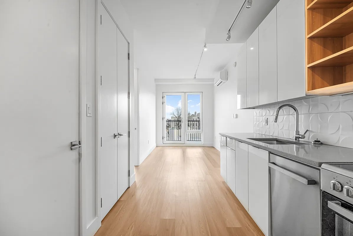 1457 Flatbush Avenue 611