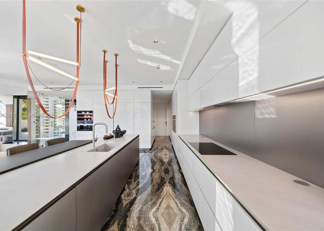 340 San Marco Dr