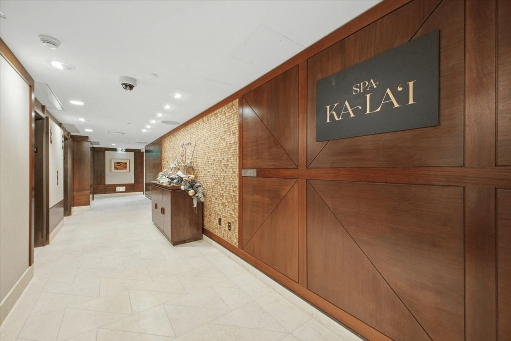 223 Saratoga Rd #2015