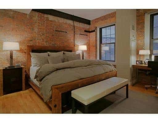 The Broadluxe