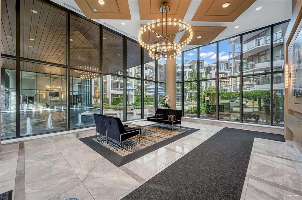 1206-3533 Ross Drive, Vancouver