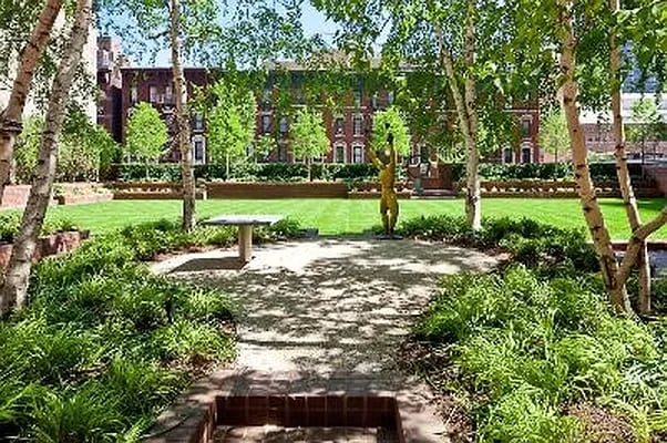 515 East 72nd Street Unit: 15K