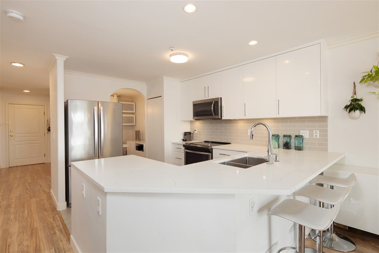 304-6237 W Blvd