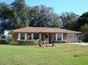 39712 Meadowood Loop