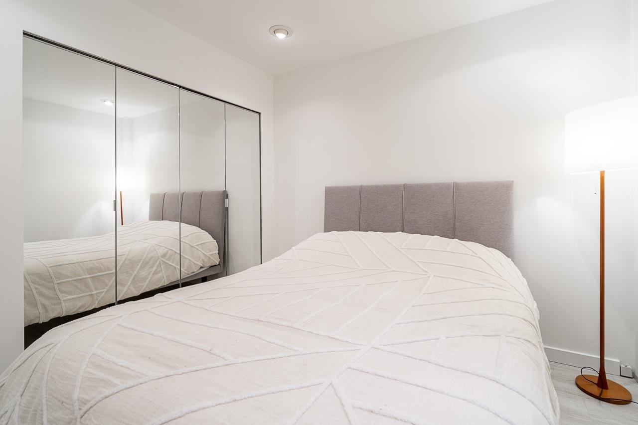 101-1737 Duchess Avenue, West Vancouver