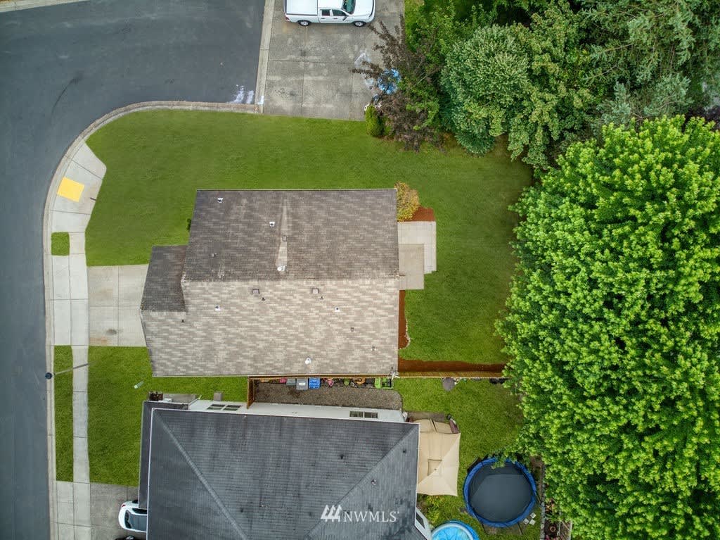 9562 187th Street Ct E