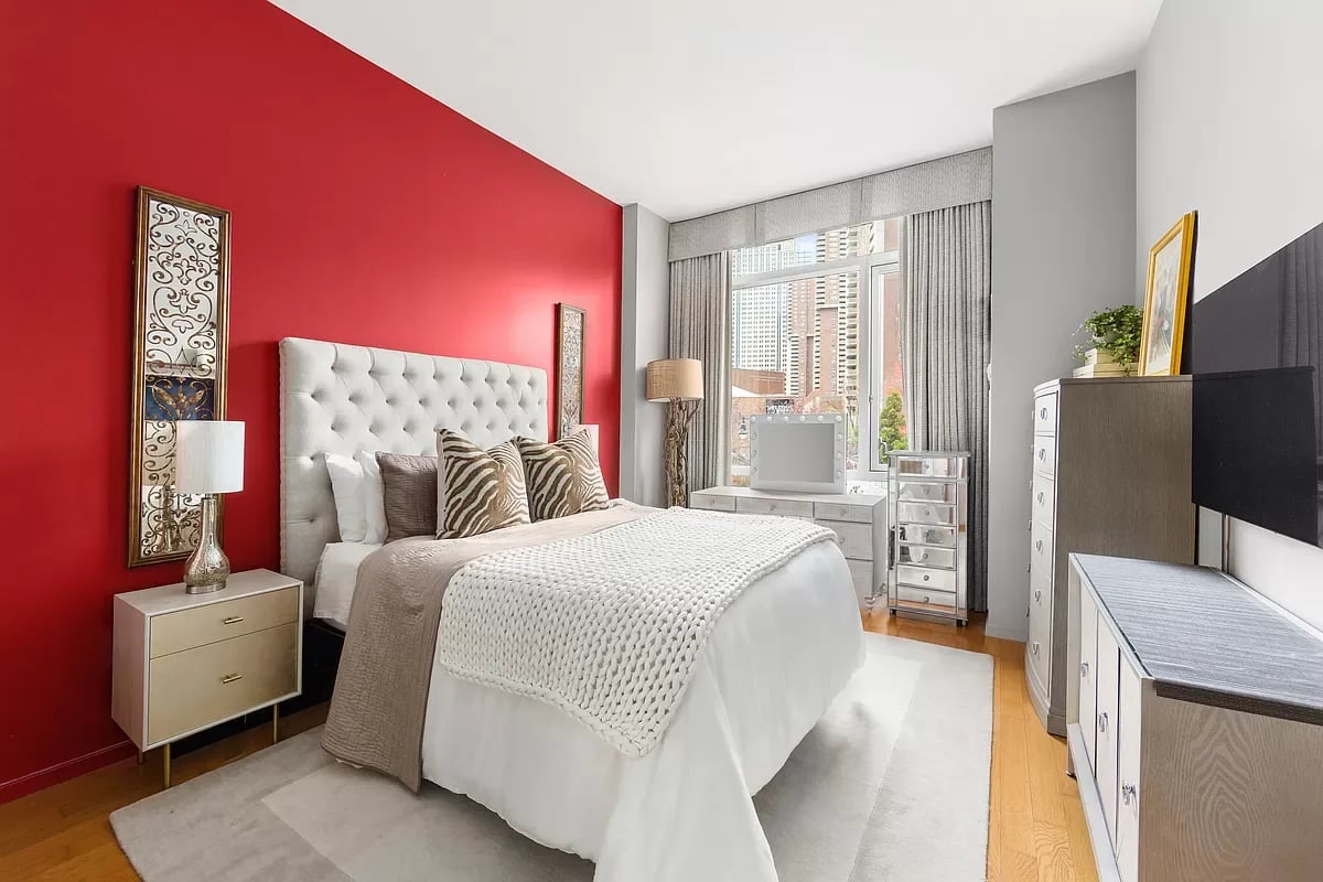 200 Chambers St, #2P