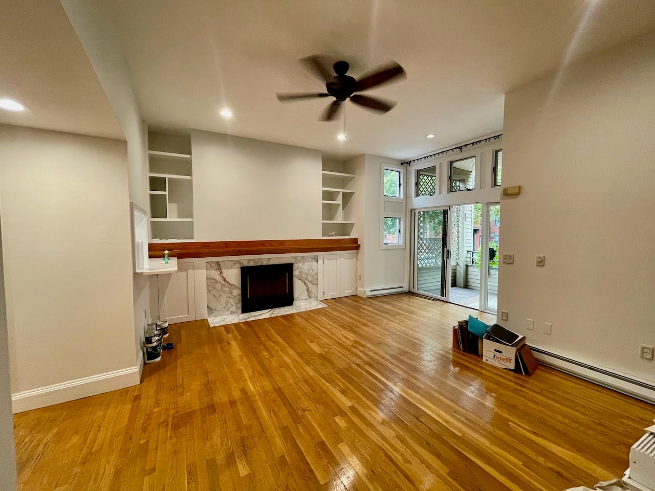 Dartmouth @ Montgomery Street - Beautiful 1 bed 1 bath w/ Deck and Laundry! 