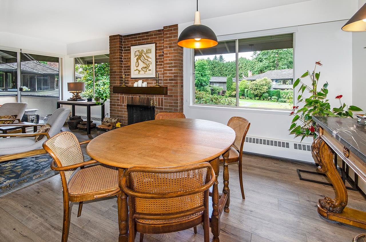 211-235 Keith Road, West Vancouver