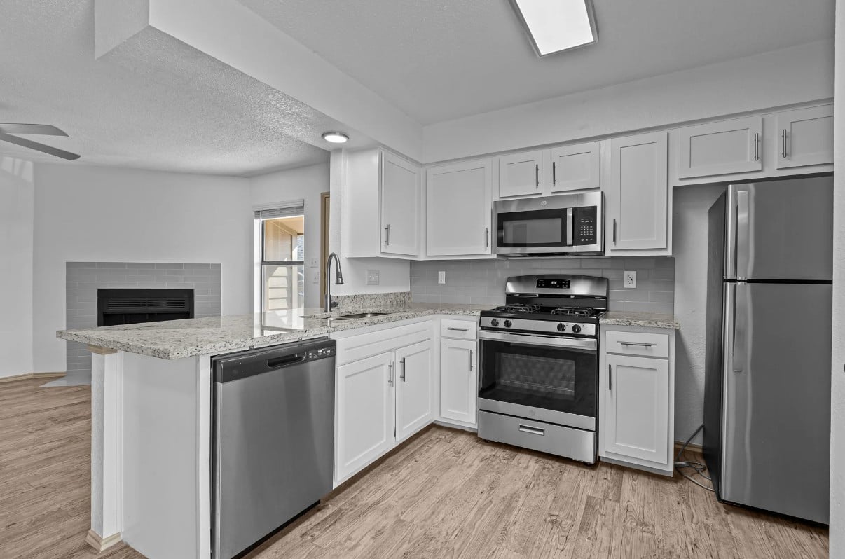 Amazing 2/1 in Pflugerville